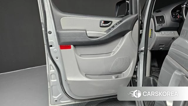 Hyundai The New Grand Starex id 4775571 из Кореи 17