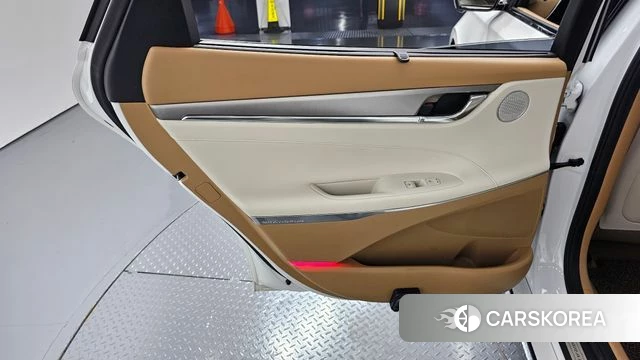 Hyundai The New Grandeur IG id 5028280 из Кореи 17