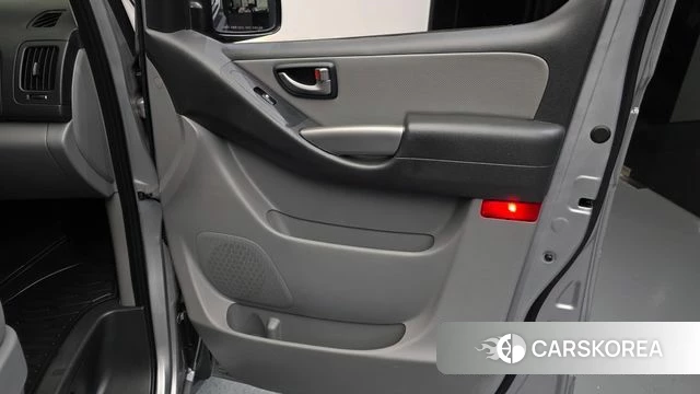 Hyundai The New Grand Starex id 4959300 из Кореи 17