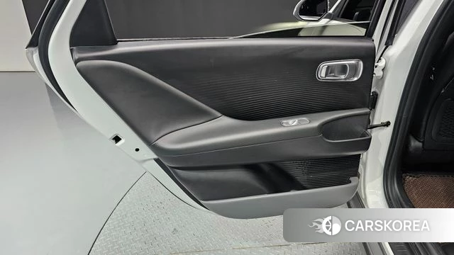 Hyundai Ionic 6 id 4665876 из Кореи 17