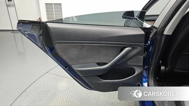 Tesla Model 3 id 4987735 из Кореи 17