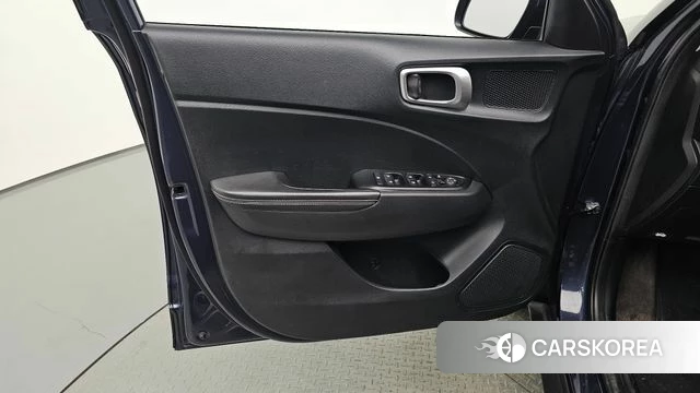 Hyundai Venue id 5022176 из Кореи 17