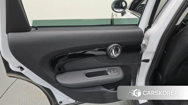 Mini Cooper Clubman id 4778680 из Кореи 17