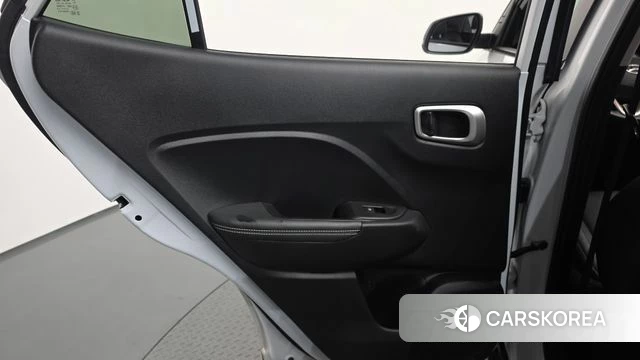 Hyundai Venue id 4696386 из Кореи 17