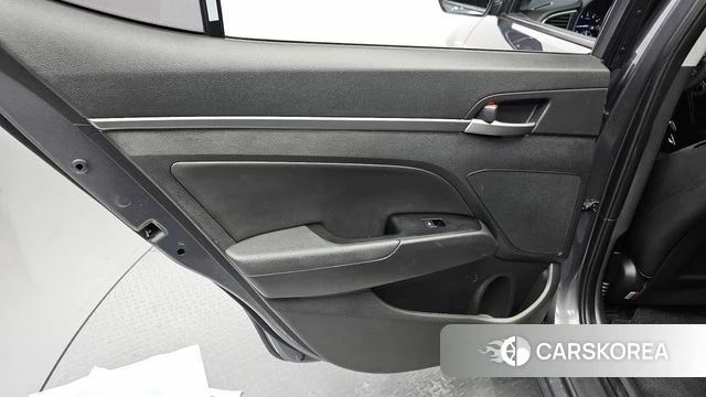 Hyundai Avante AD id 5024030 из Кореи 17