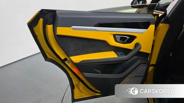 Lamborghini Urus id 5041704 из Кореи 17