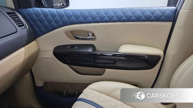 Kia The New Carnival id 4900249 из Кореи 17