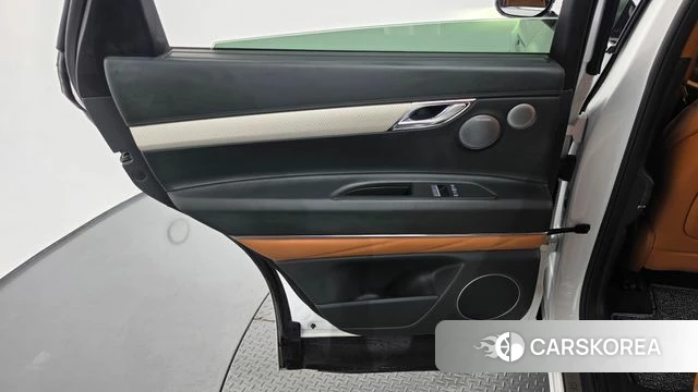 Genesis GV80 id 5001719 из Кореи 17