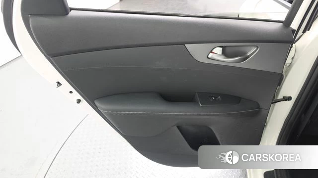 Kia Come New K3 id 5028906 из Кореи 17