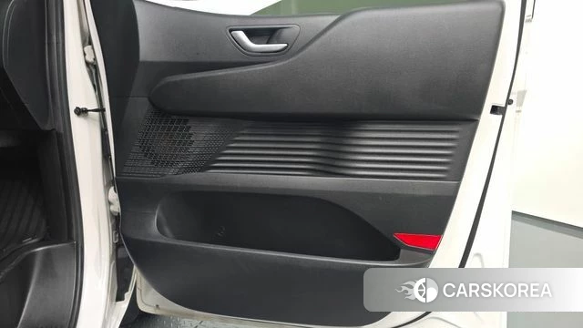 Hyundai Staria id 5022102 из Кореи 17