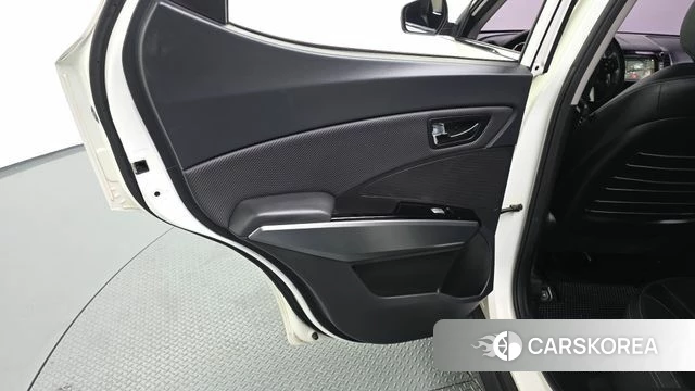 Ssangyong Tivoli Armor id 5004687 из Кореи 17