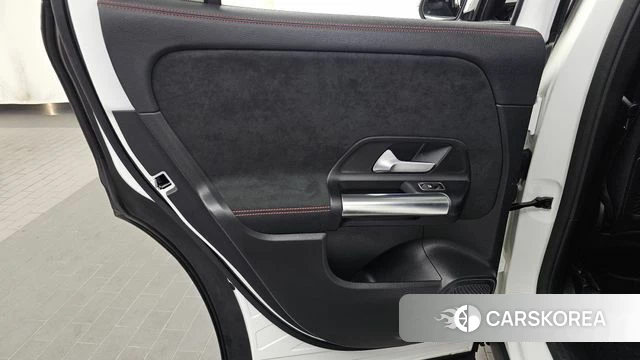 Mercedes-Benz GLA - Class H247 id 4992674 из Кореи 17