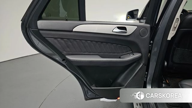Mercedes-Benz GLE - Class W166 id 4993555 из Кореи 17