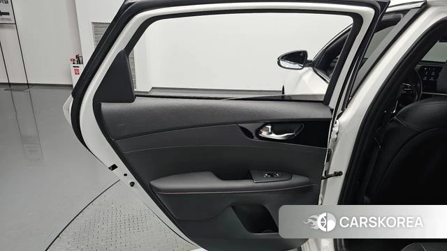 Kia The New K3 2nd generation id 4996100 из Кореи 17