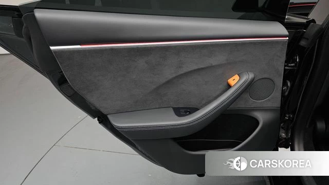 Tesla Model 3 id 4635289 из Кореи 17