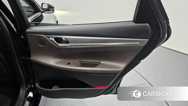 Hyundai The New Grandeur IG id 4458359 из Кореи 17