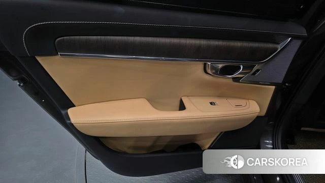 Volvo S90 id 4987000 из Кореи 17