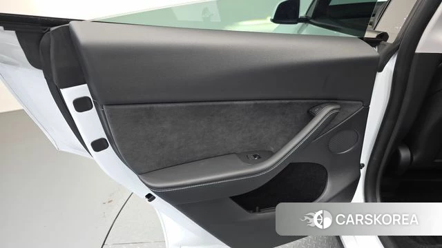 Tesla Model Y id 5039613 из Кореи 17