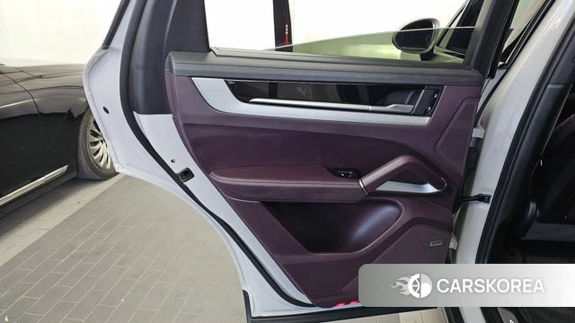 Porsche Cayenne (PO536) id 5011390 из Кореи 17