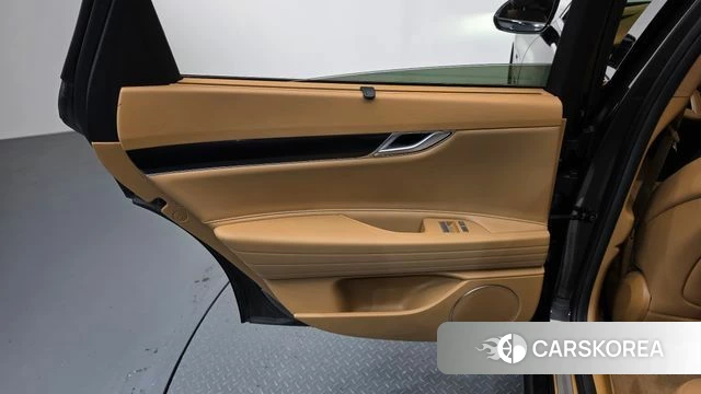 Genesis G80 (RG3) id 5032799 из Кореи 17