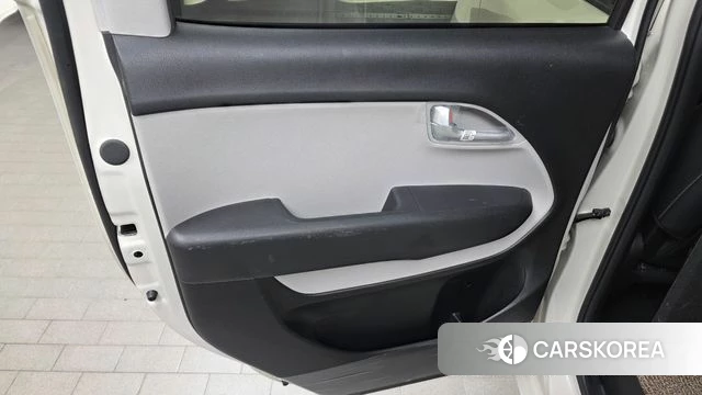 Kia The New Kia Ray EV id 4957579 из Кореи 17