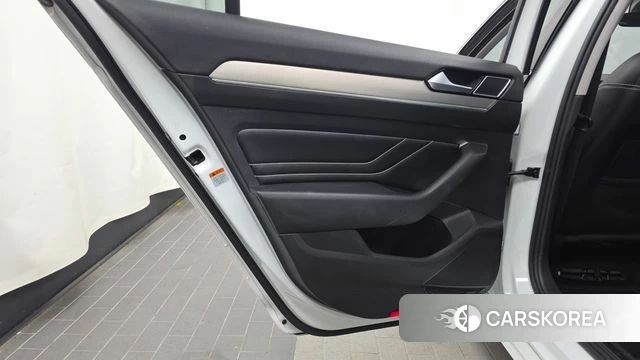 Volkswagen Passat GT (B8) id 5041088 из Кореи 17