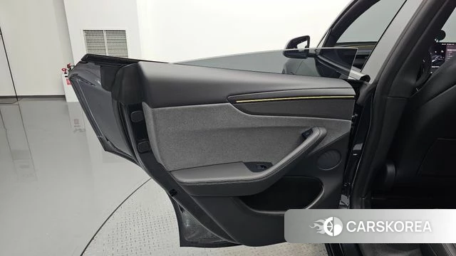 Tesla Model Y id 4995232 из Кореи 17