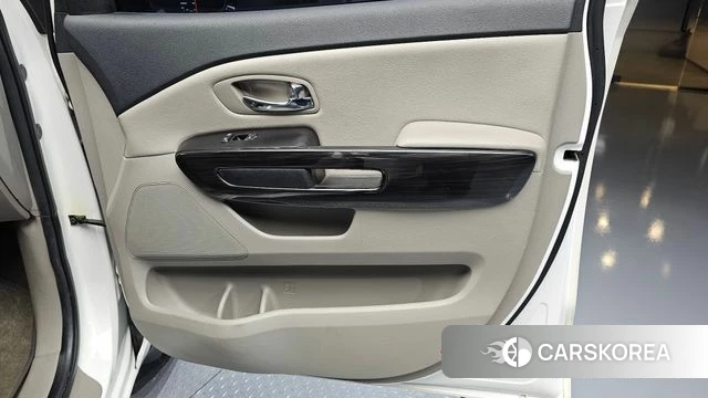 Kia The New Carnival id 5004163 из Кореи 17