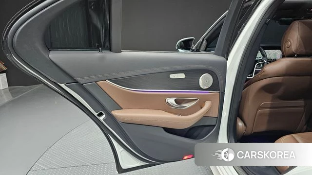 Mercedes-Benz E-Class W213 id 4986076 из Кореи 17