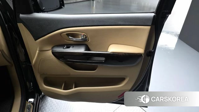 Kia The New Carnival id 5018776 из Кореи 17