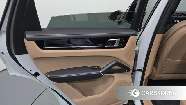 Porsche Cayenne (PO536) id 5034973 из Кореи 17