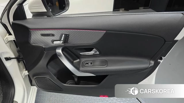 Mercedes-Benz A-Class W177 id 4964533 из Кореи 17