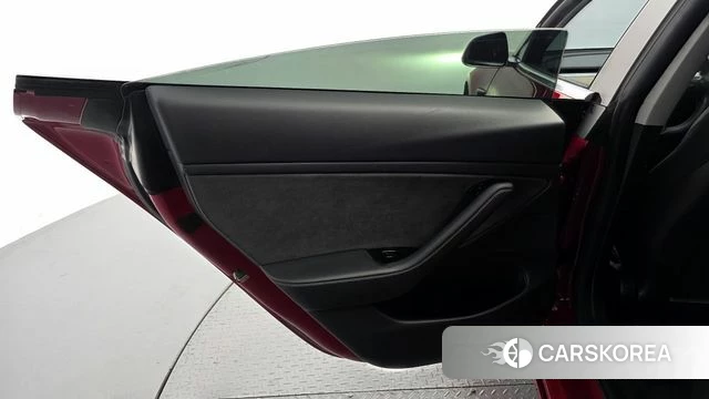 Tesla Model 3 id 5018394 из Кореи 17
