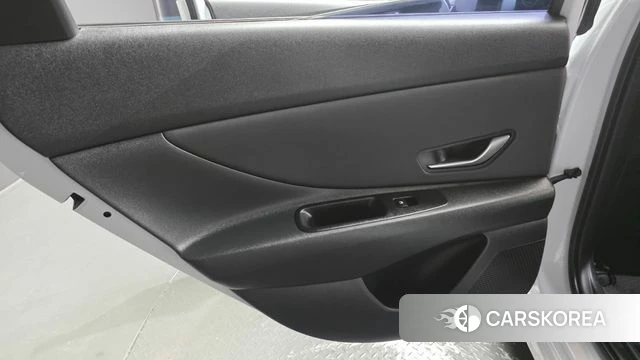 Hyundai Avante (CN7) id 4942018 из Кореи 17