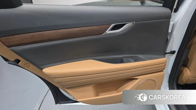 Genesis G80 (RG3) id 5023283 из Кореи 17