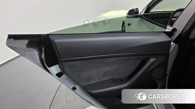 Tesla Model 3 id 4702245 из Кореи 17