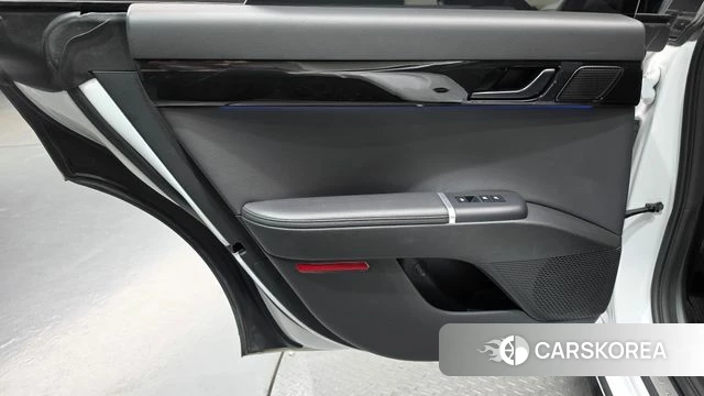 Hyundai Grandeur (GN7) id 4975924 из Кореи 17