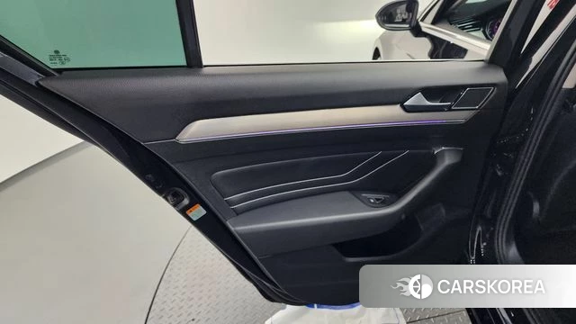 Volkswagen Passat GT (B8) id 4905517 из Кореи 17