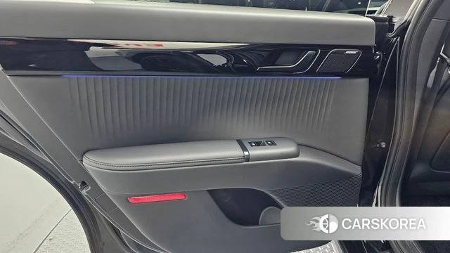Hyundai Grandeur Hybrid (GN7) id 5001854 из Кореи 17