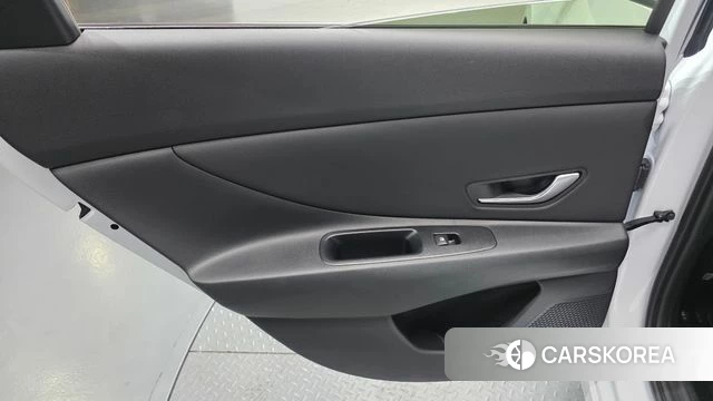 Hyundai The New Avante (CN7) id 5016078 из Кореи 17