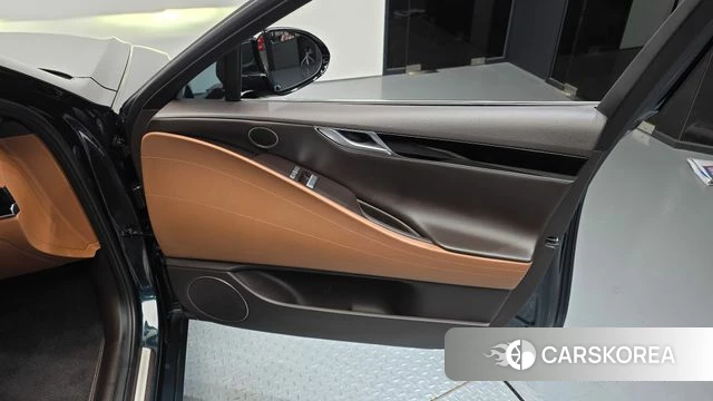 Genesis G80 (RG3) id 5040778 из Кореи 17