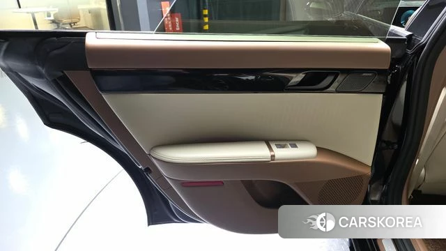 Hyundai Grandeur Hybrid (GN7) id 4965446 из Кореи 17
