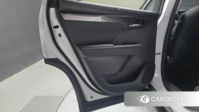 Toyota Highlander 4th Generation id 4928608 из Кореи 17
