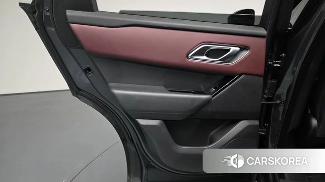 Land Rover Range Rover Velar id 4940943 из Кореи 17
