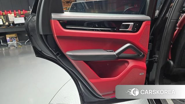 Porsche Cayenne (PO536) id 4987598 из Кореи 17
