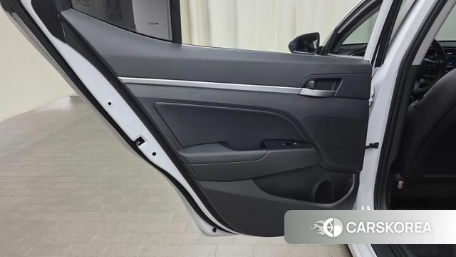 Hyundai The New Avante AD id 5013633 из Кореи 17