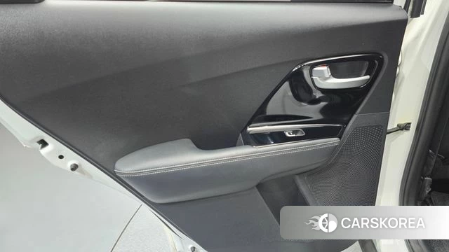 Kia Niro id 5014129 из Кореи 17
