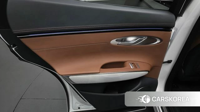 Genesis GV70 id 5025846 из Кореи 17