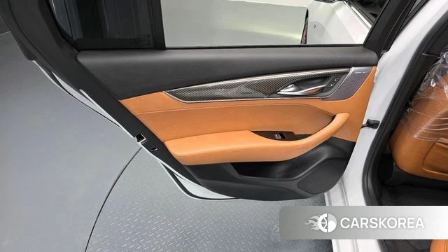 Cadillac CT5 id 4952138 из Кореи 17