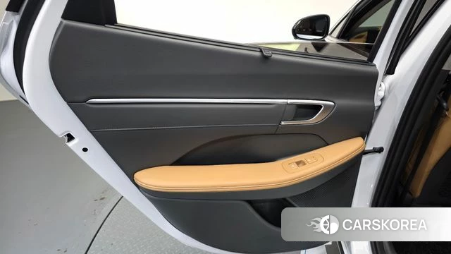 Hyundai Sonata D Edge (DN8) id 5038917 из Кореи 17
